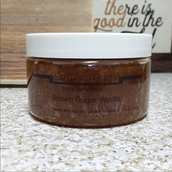 Brown sugar vanilla body scrub - Picture 1 of 2